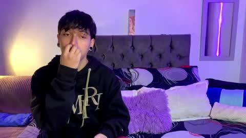 andy_emily online show from March 30, 6:13 am