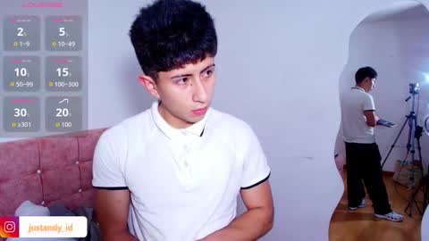 andy_justgame online show from January 7, 3:33 am