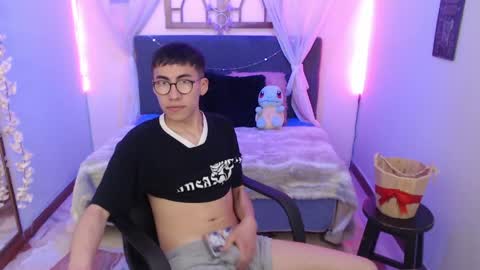 Andy online show from April 12, 7:45 am