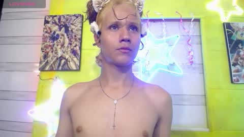 andy online show from November 22, 9:35 pm