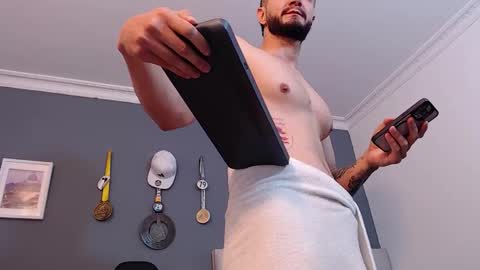 AndyBlass online show from November 21, 12:52 am