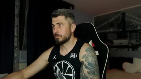 Magic Andy online show from May 18, 1:26 am