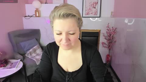 aneli_mira online show from April 5, 2:58 pm