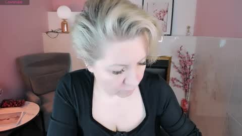 aneli_mira online show from April 8, 3:04 pm