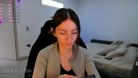      online show from February 11, 2:02 pm