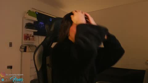      online show from October 17, 6:39 am