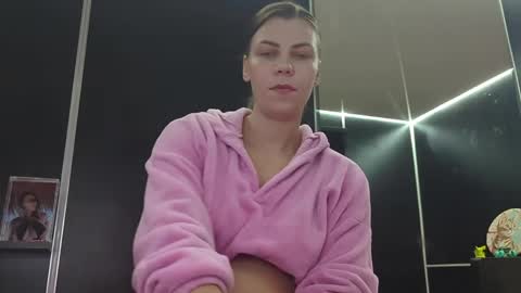 anet228 online show from April 4, 6:04 pm