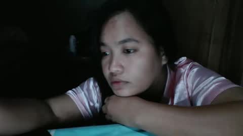 Snapshot of angel_0707 chatting on December 11, 2:09 am Angel online show from December 11, 2:09 am