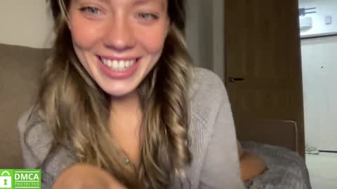 Greetings  Jess online show from September 18, 11:47 am