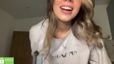 Greetings  Jess online show from September 25, 11:50 am