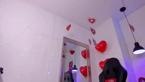 angel hardy online show from April 8, 11:57 am