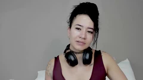 Angel online show from December 18, 5:08 pm