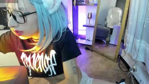 Angel online show from April 1, 4:57 am