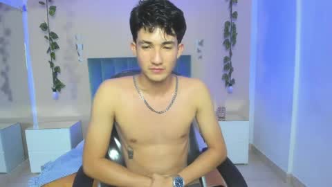 angel_of_sinn online show from April 15, 5:22 am