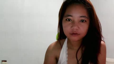angel_piecumxx online show from June 15, 7:06 pm