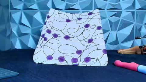 angel red77 online show from November 2, 8:42 pm