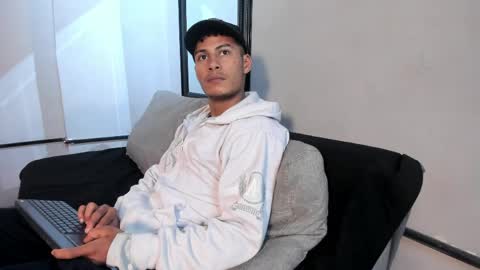 Angel  online show from April 16, 11:43 am