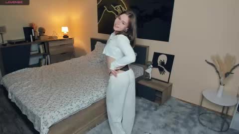 SofiaSofi online show from September 26, 7:27 am