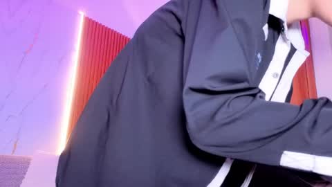 Angel online show from April 18, 7:58 pm