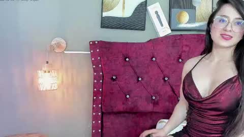 angela_nix online show from April 16, 8:09 pm