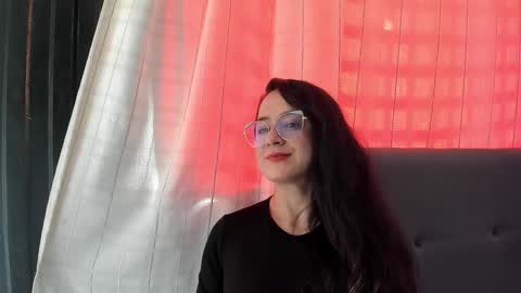 angela_nix online show from September 20, 5:05 pm
