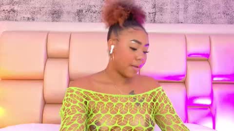 Angela Roberts online show from March 21, 10:24 pm