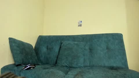 Snapshot of angela_suaza chatting on February 26, 1:25 am Angela online show from February 26, 1:25 am