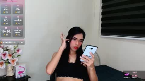 Snapshot of angelamonroe chatting on October 15, 12:58 am SENORITA online show from October 15, 12:58 am