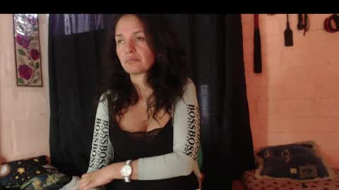 angelataysonvip online show from June 2, 9:28 pm