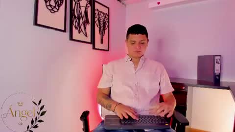angelblue   online show from July 20, 7:48 pm