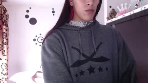 angele online show from March 7, 8:22 pm