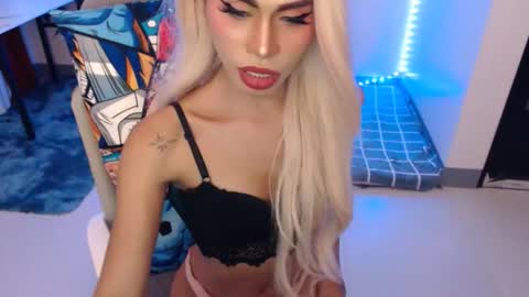 DIVINE ANGEL online show from April 9, 3:43 am