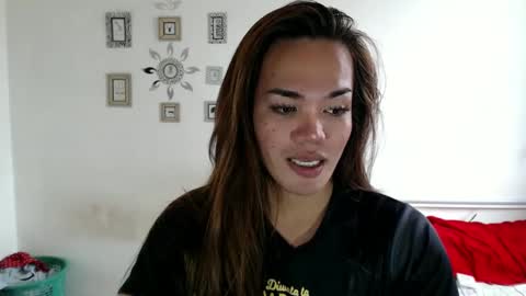 Yhanna online show from February 25, 4:24 am