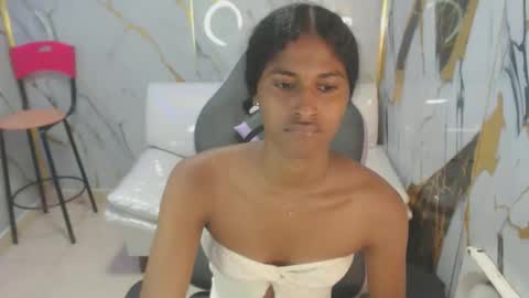 Snapshot of angelica_sexy1 chatting on October 21, 7:28 pm angelica_sexy1 online show from October 21, 7:28 pm