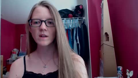 AngelicAngel online show from February 26, 9:09 pm