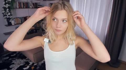 Alice WOW online show from April 5, 8:11 am