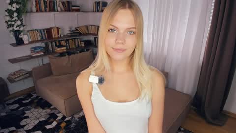 Alice WOW online show from April 9, 8:09 am