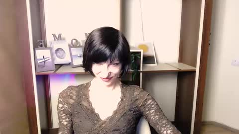 Angelina online show from November 6, 7:55 am