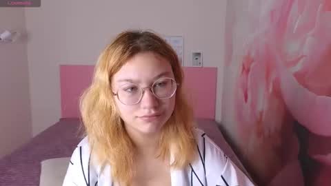 AngelinaLow online show from February 1, 6:32 am