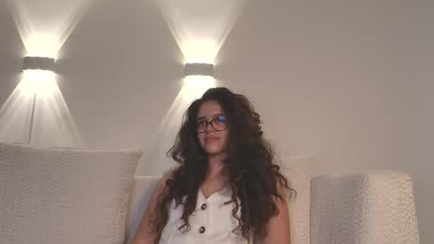   online show from March 17, 10:37 pm