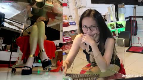 Angel online show from March 9, 3:22 am