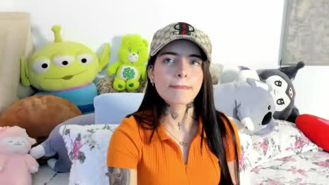 Snapshot of angeline__smith chatting on October 5, 3:48 am Angeline Smith  online show from October 5, 3:48 am