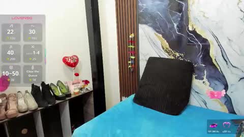 angeline online show from November 9, 9:46 am