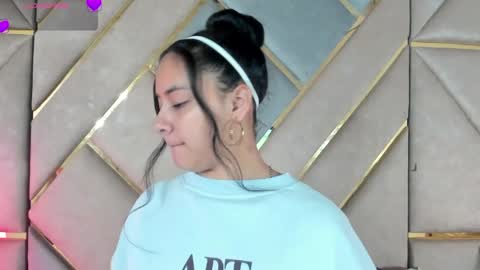 A F R O D I T A online show from April 7, 9:22 am