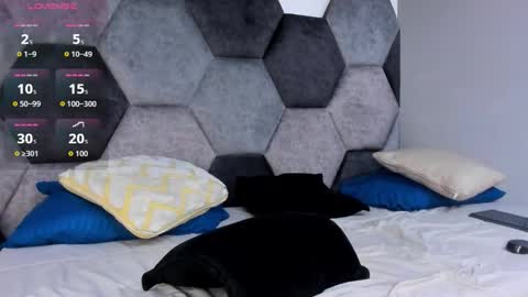 A F R O D I T A online show from November 11, 12:40 pm