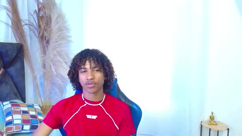 Angel online show from December 22, 8:26 pm