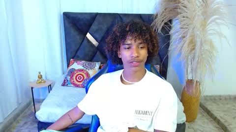 Angel online show from February 20, 8:44 pm