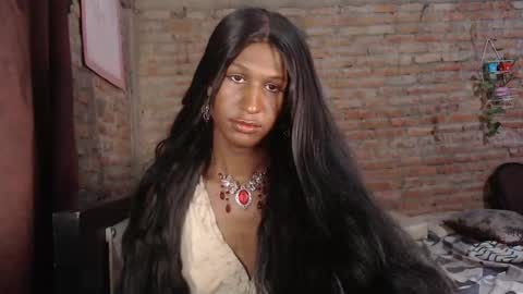 Danielle online show from December 18, 11:33 pm