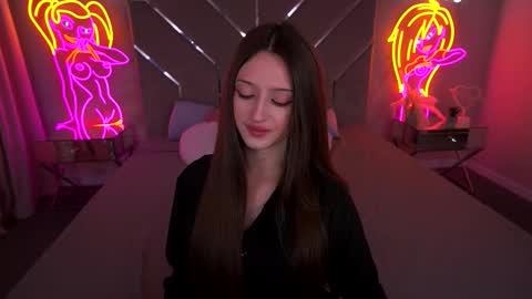 AngelBlush online show from October 3, 1:30 pm