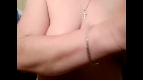 angelleah online show from October 20, 3:39 pm